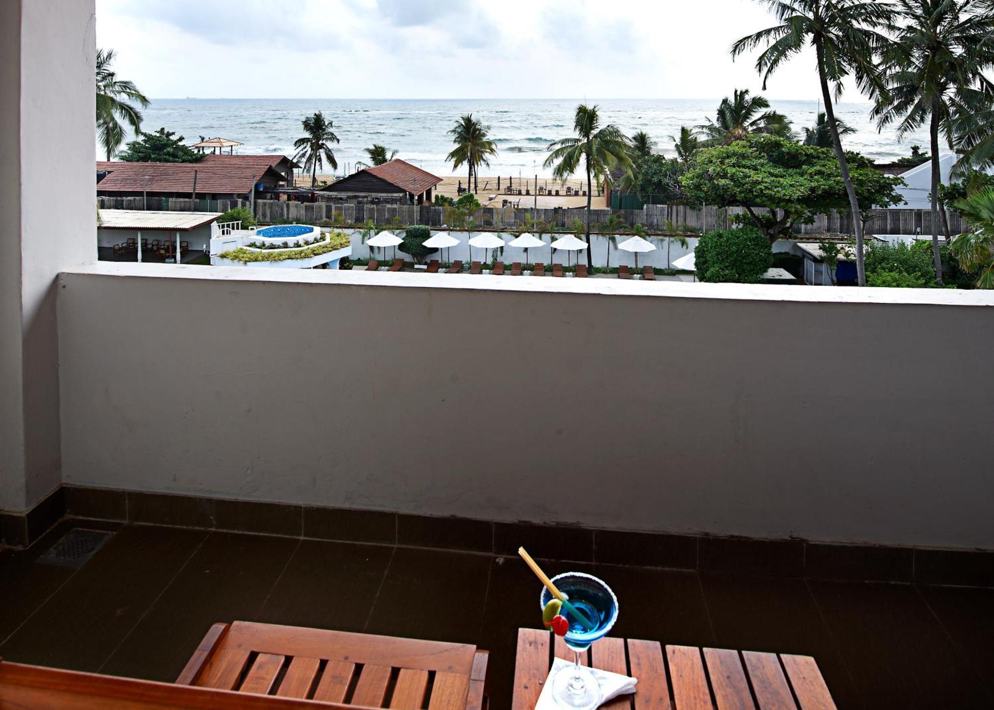 Berjaya Hotel Colombo Dehiwala-Mount Lavinia Exterior photo